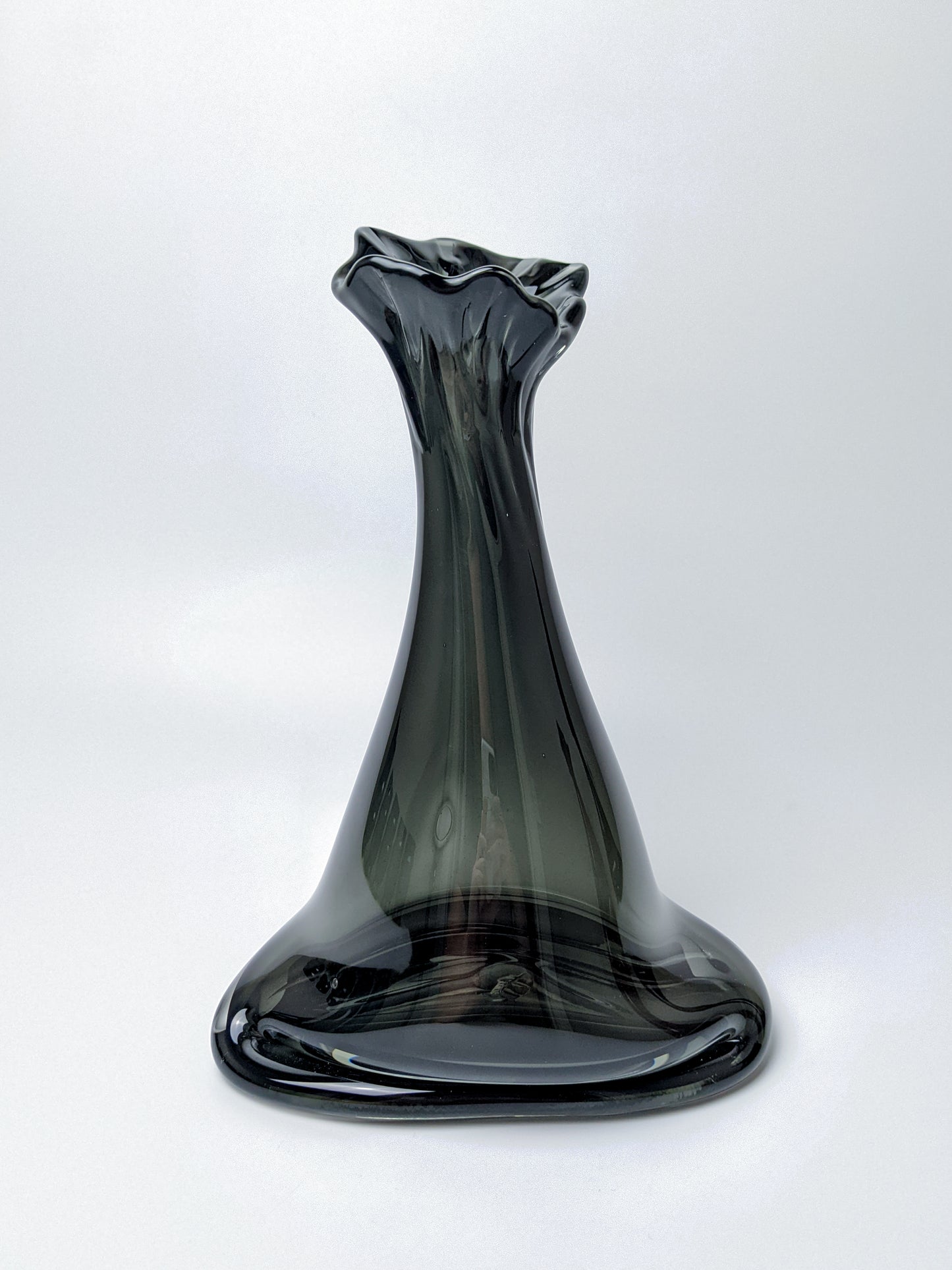 Vanilla Cream Pouch Vase